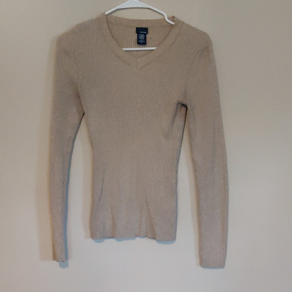 Sweater - Picture 2 of 2